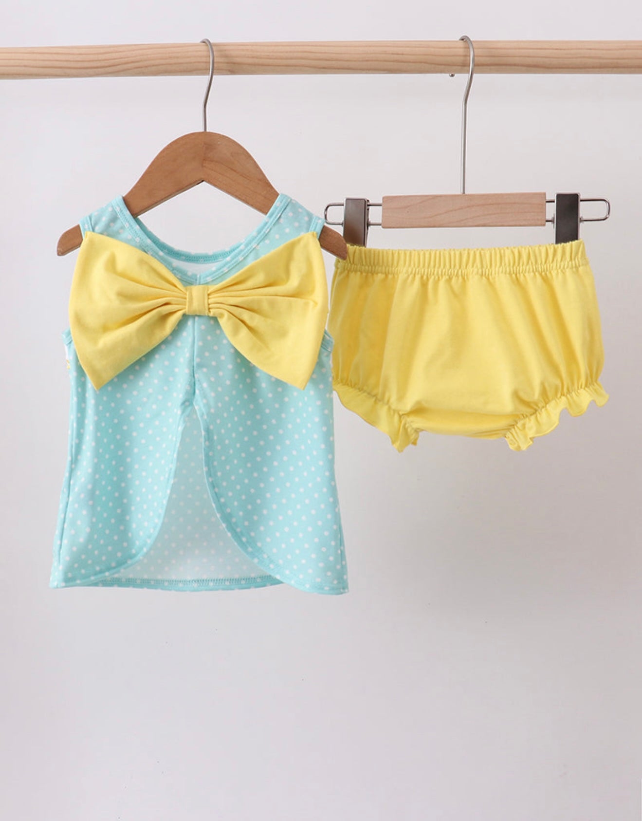 Smocked Lemon set