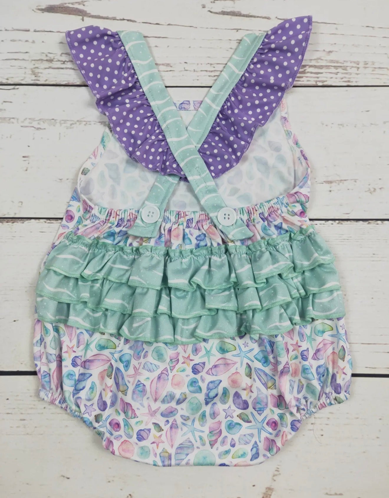 Girls seashell bubble