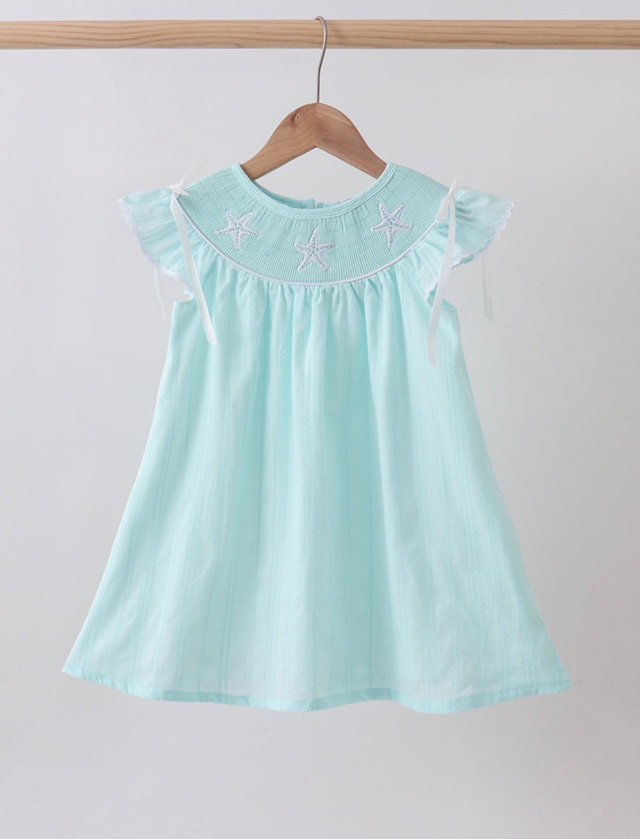 Girls smocked starfish dress